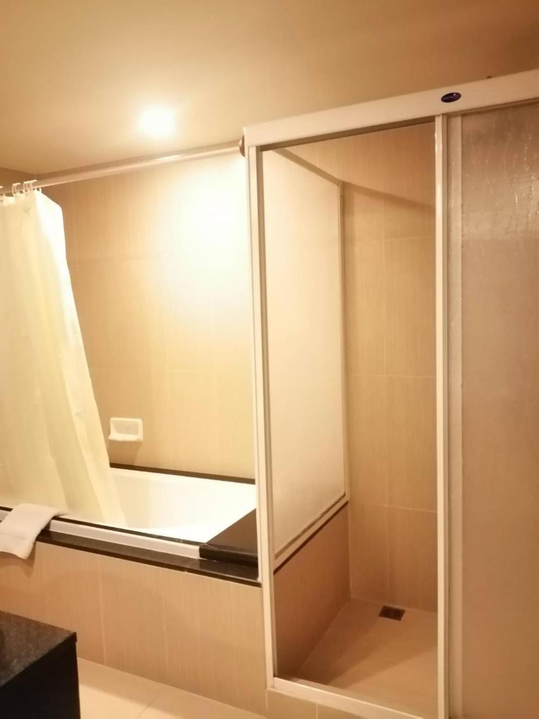 Olive Hotel & Residence Bangkok Sukhumvit 101 מראה חיצוני תמונה